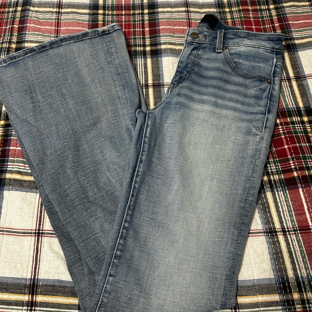 Woman’s Buckle Black Jeans